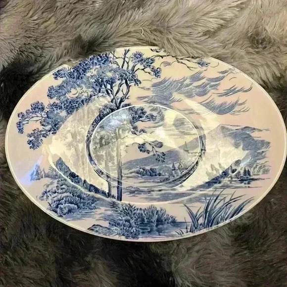 Vintage Wedgwood (countryside) Gravy  Boat - Picture 2 of 8